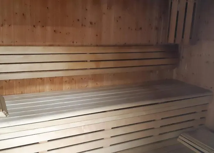 Avec Piscine Apartman *